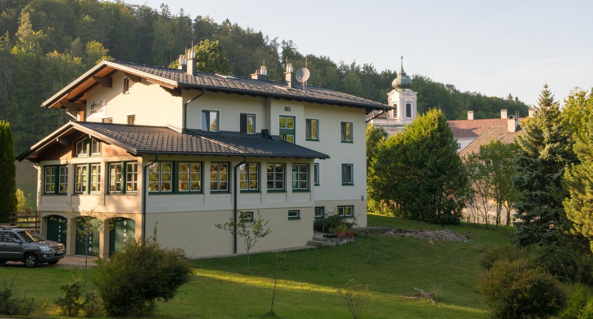 Dorfpension Mariahilfberg Gutenstein Exterior photo